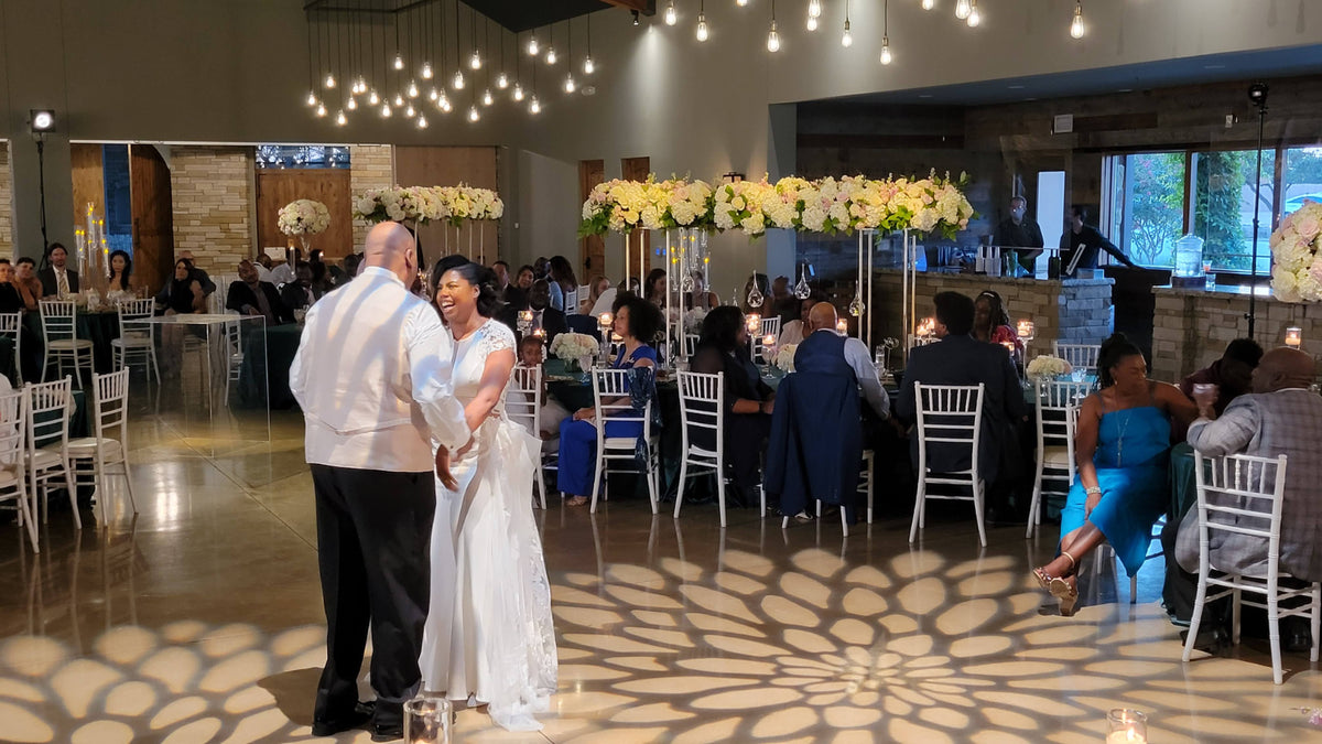 How Do Gobo Projectors Enhance the Ambiance at Weddings?